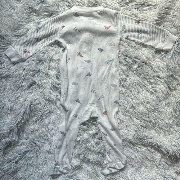 Carter’s | One Piece | 9 Month - Picture 5 of 5